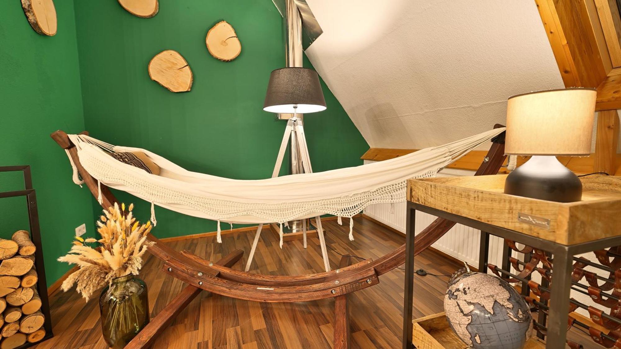 Green Loft Schwarzwald - Dach-Balkon--Musik-Ecke Fluorn-Winzeln Dış mekan fotoğraf